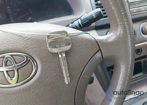 2005 Toyota Camry Le из США, поврежденный, VIN 4T1BE32K85U582998